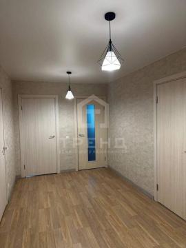 Квартиры, 3-комн., Санкт-Петербург