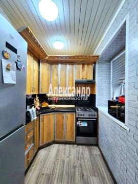 Квартиры, 3-комн., Кириши