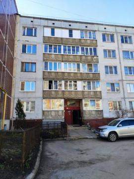 Квартиры, 3-комн., Кировск