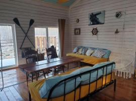 , 4-комн., Санкт-Петербург