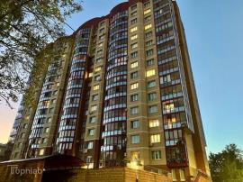 Квартиры, 3-комн., Санкт-Петербург