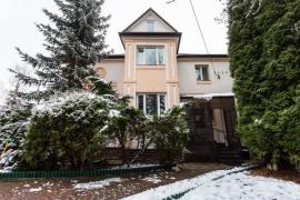 Дома/Коттеджи, 6-комн., Кировск