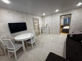 Квартиры, 3-комн., Санкт-Петербург