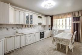 Квартиры, 3-комн., Выборг