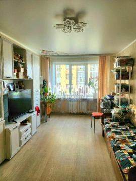 Квартиры, 2-комн., Кириши