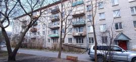 Квартиры, 3-комн., Гатчина
