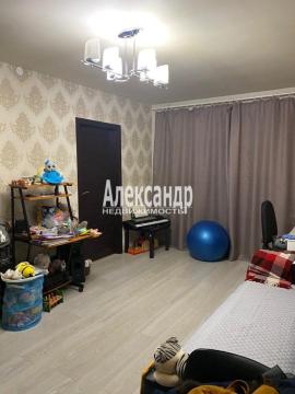 , 4-комн., Приозерск