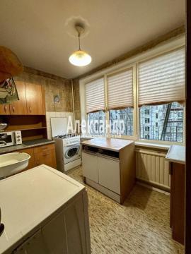 , 3-комн., Санкт-Петербург