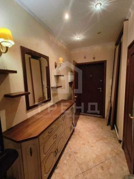 Квартиры, 3-комн., Санкт-Петербург