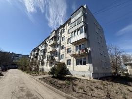 Квартиры, 2-комн., Кировск